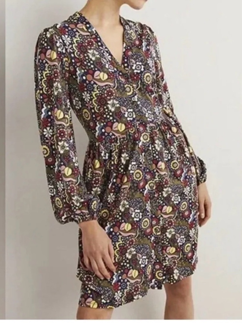 Boden Floral Long-Sleeve V-Neck Dress